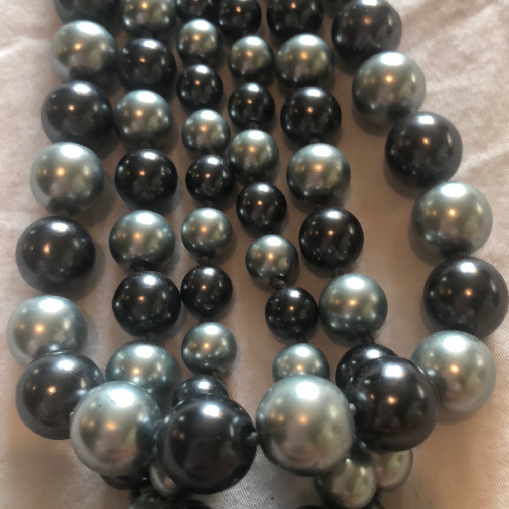 Necklaces - Picture 2 of 3